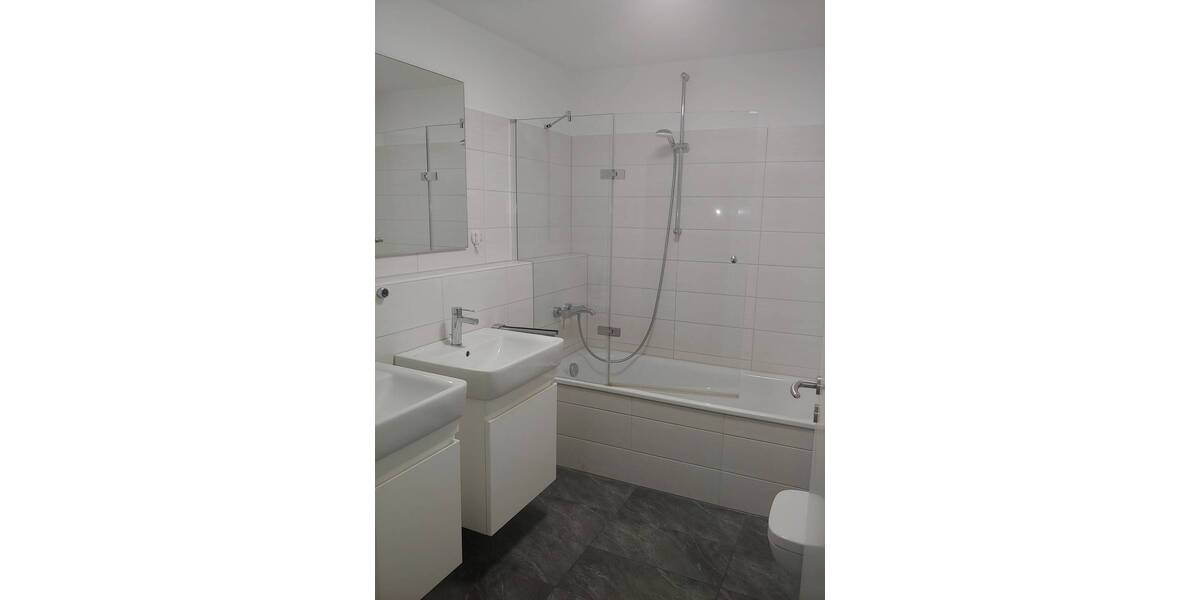 Etagenwohnung Markdorf - 3 Zimmer, 86 m&sup2;, 1.175&euro; | Angebot:25820558