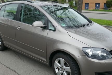 VW Golf Plus 74.000 km 7.490 &euro; Friedrichshafen 88045