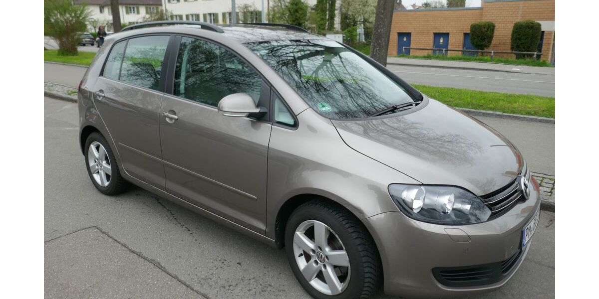 VW Golf Plus 74.000 km 7.490 &euro; Friedrichshafen 88045