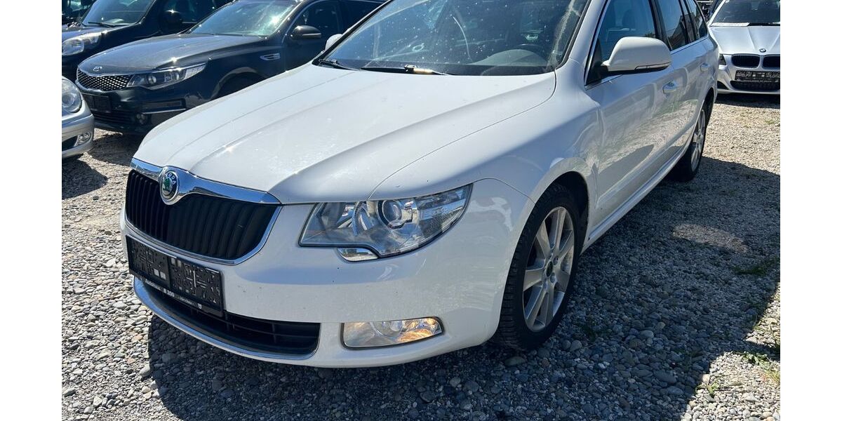 Skoda Superb 213.000 km 5.499 &euro; Baienfurt 88255