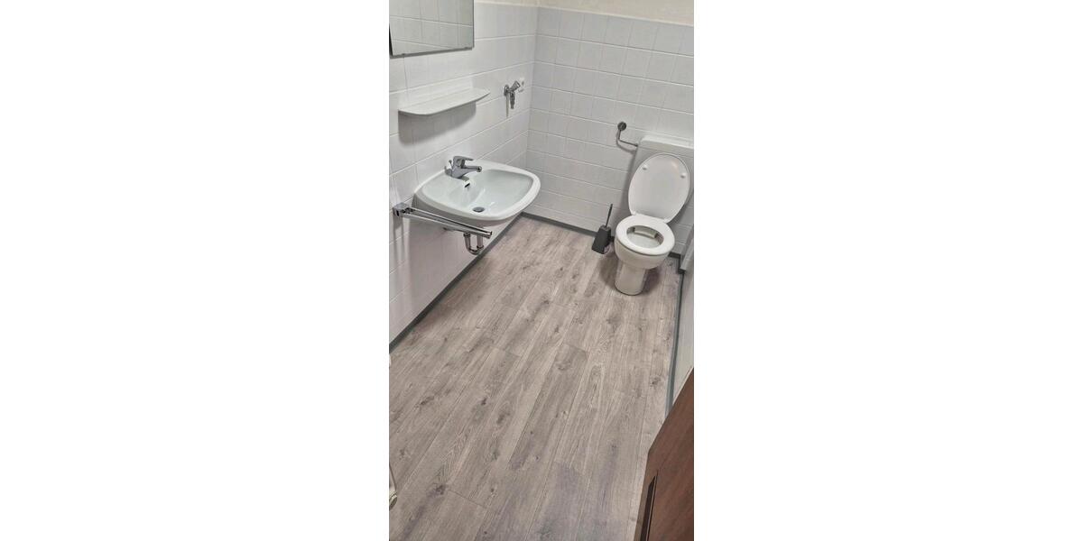 Hochparterre Weingarten - 2 Zimmer, 60 m&sup2;, 1.150&euro; | Angebot:25428450