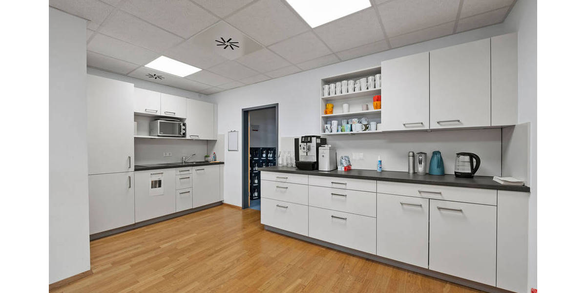 Gewerbeobjekt Ravensburg Innenstadt - 1 Zimmer, 755 m&sup2;, 8.300&euro; | Angebot:25663681