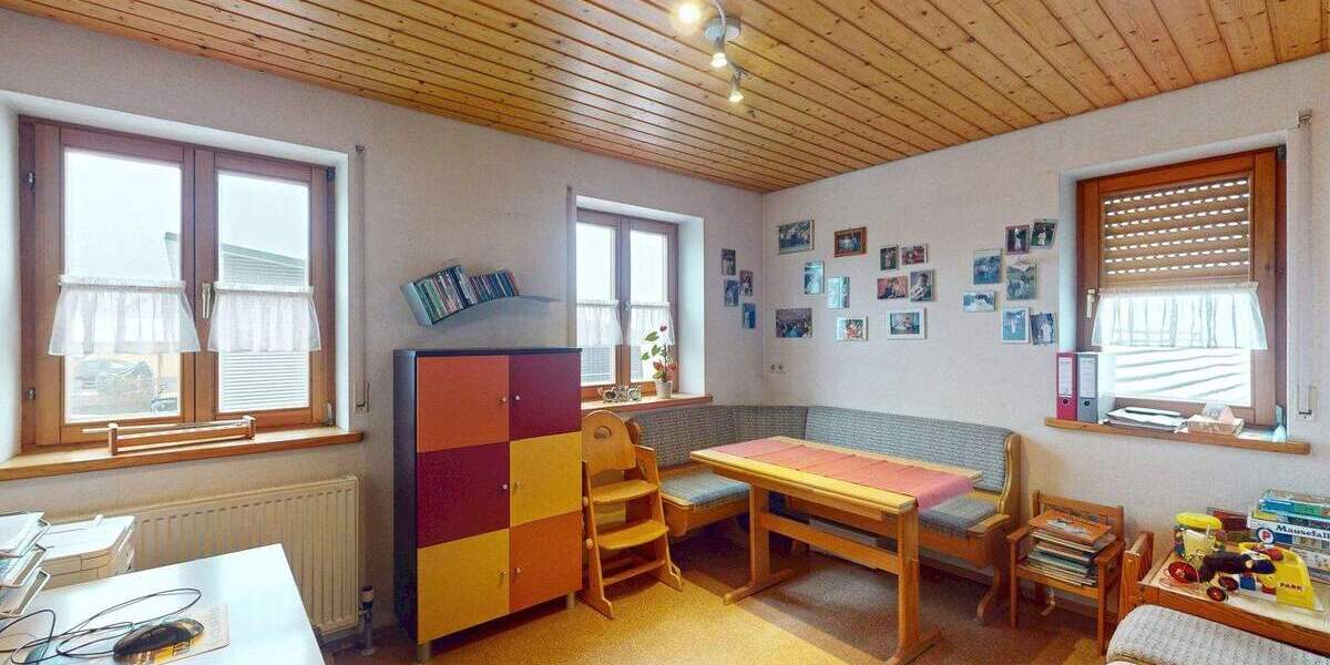 Mehrfamilienhaus, Wohnhaus Waldburg - 1 Zimmer, 390 m&sup2;, 950.000&euro; | Angebot:25665983