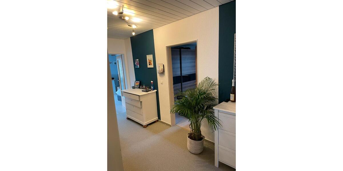 Dachgeschoßwohnung Salem - 2.5 Zimmer, 85 m&sup2;, 880&euro; | Angebot:26447018
