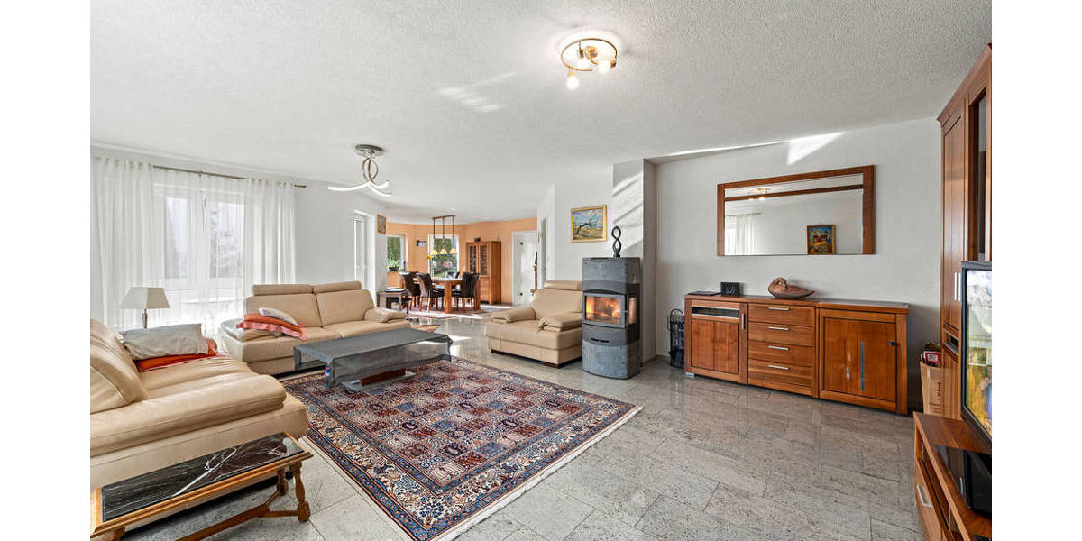 Einfamilienhaus Berg Vorberg - 7 Zimmer, 237 m&sup2;, 1.090.000&euro; | Angebot:25663671