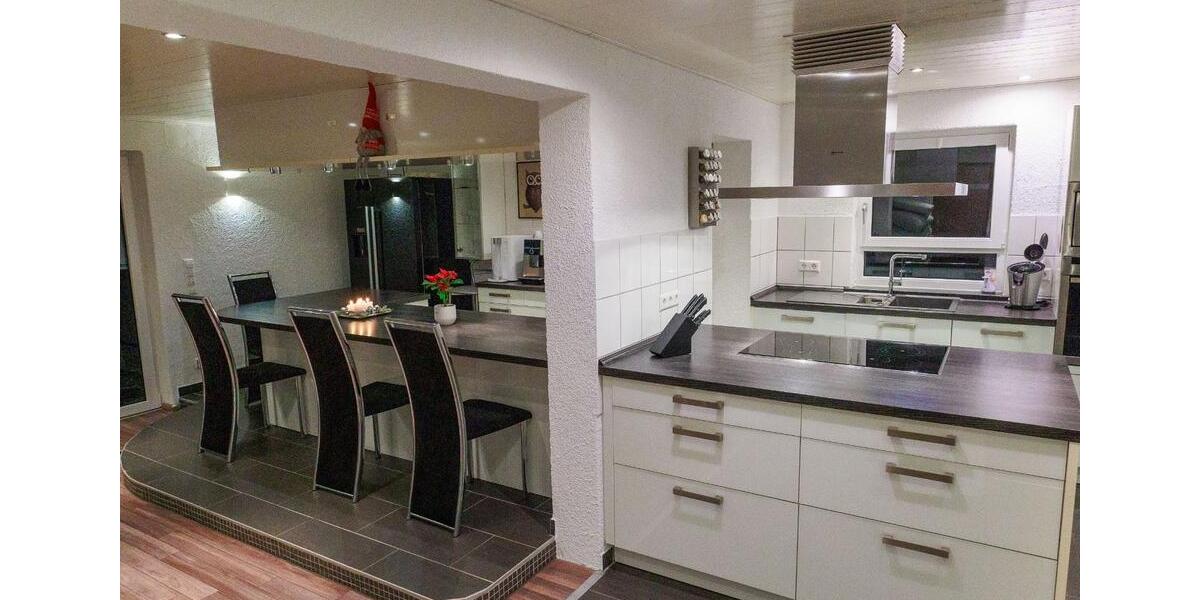 Einfamilienhaus Deggenhausertal - 9 Zimmer, 230 m&sup2;, 749.000&euro; | Angebot:25838542