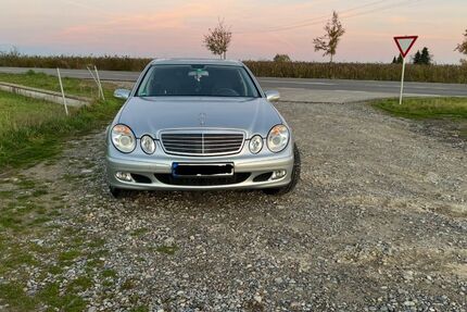 Mercedes-Benz E 200 130.000 km 8.000 &euro; überlingen 88662