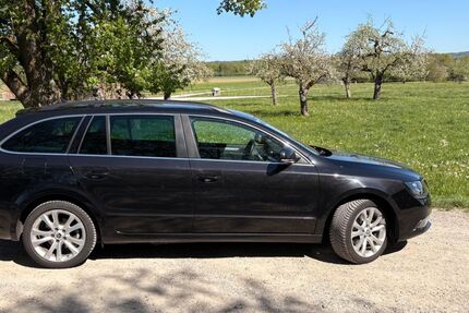 Skoda Superb 178.000 km 8.499 &euro; Tettnang 88069