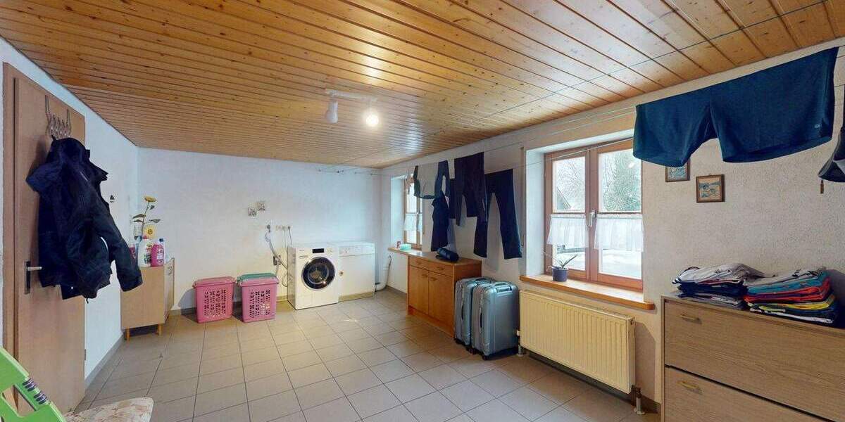 Mehrfamilienhaus, Wohnhaus Waldburg - 1 Zimmer, 390 m&sup2;, 950.000&euro; | Angebot:25665983