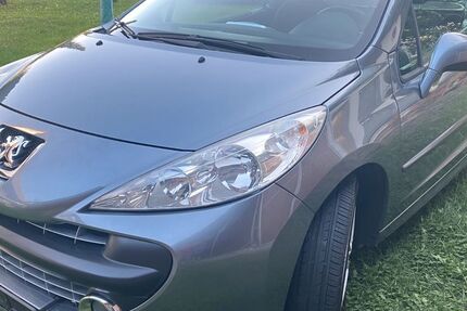 Peugeot 207 213.566 km 2.200 &euro; Owingen 88696