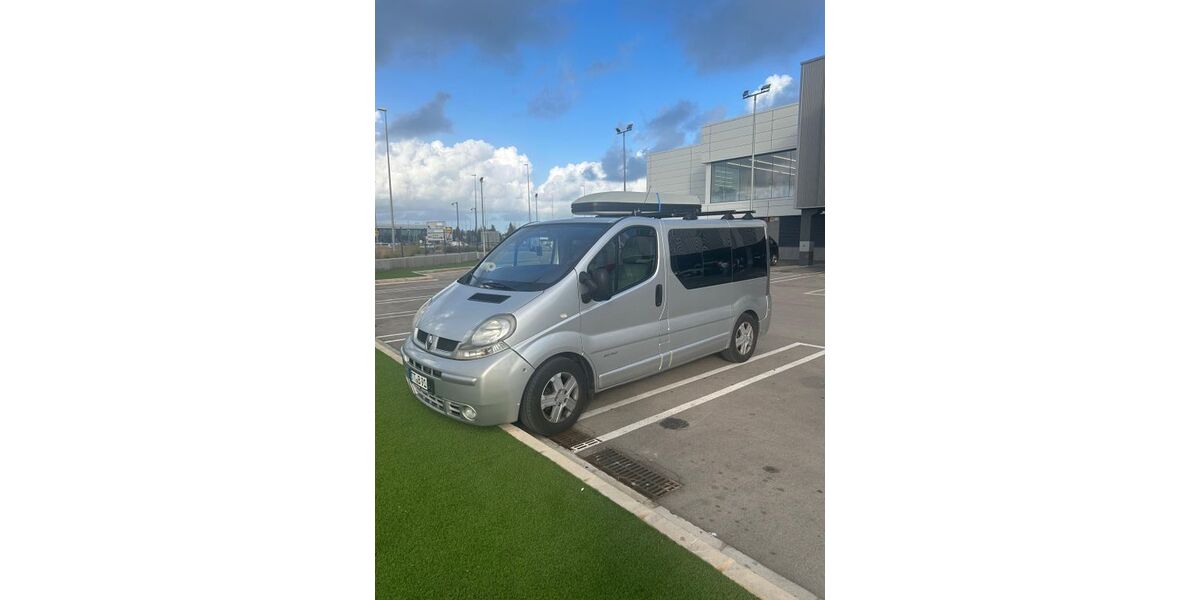Renault Trafic 287.250 km 10.700 &euro; Friedrichshafen 88048