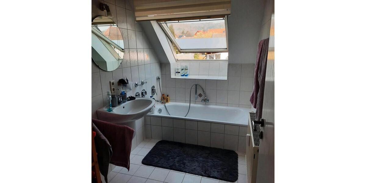 Dachgeschoßwohnung Frickingen - 3 Zimmer, 55 m&sup2;, 550&euro; | Angebot:25649134