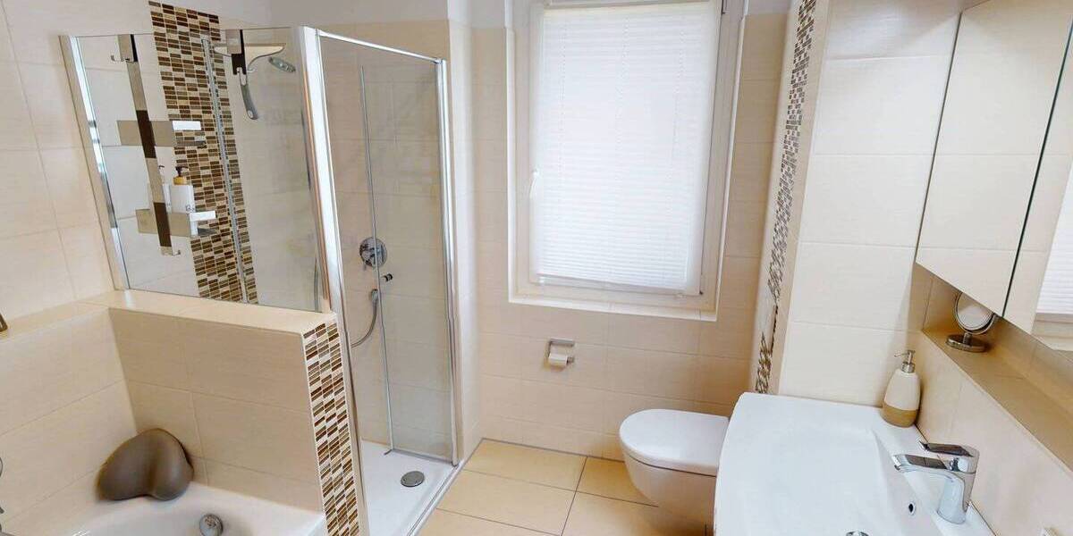 Etagenwohnung Friedrichshafen Zeppelindorf - 3 Zimmer, 101 m&sup2;, 1.690&euro; | Angebot:26891616