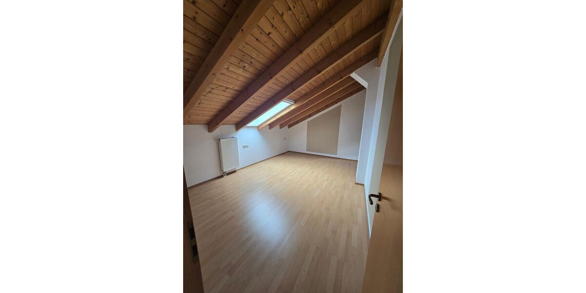 Maisonettenwohnung Tettnang - 4.5 Zimmer, 186 m&sup2;, 430.000&euro; | Angebot:25875499