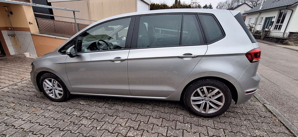 VW Golf Sportsvan 55.600 km 13.300 &euro; Uhldingen -Mühlhofen 88690