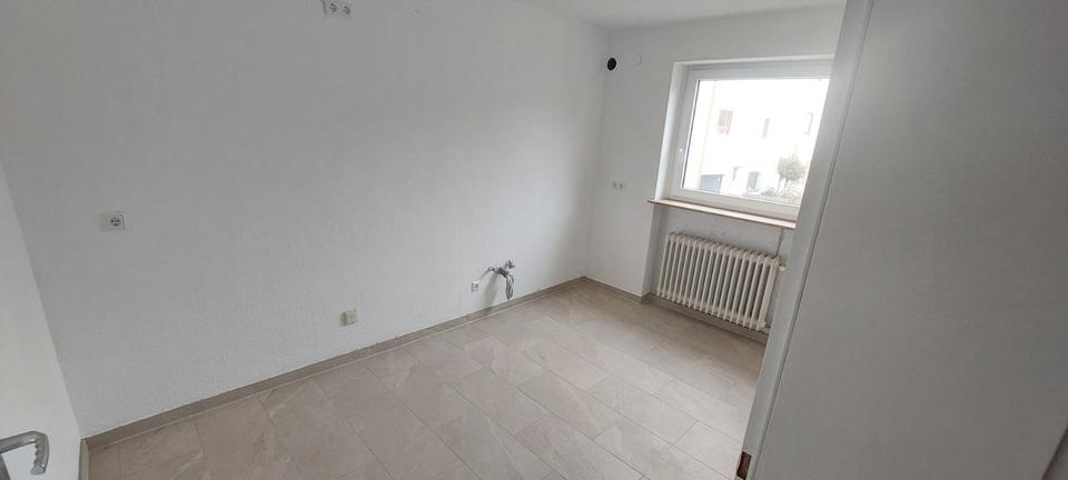 Etagenwohnung Markdorf - 5 Zimmer, 135 m&sup2;, 1.600&euro; | Angebot:25977734