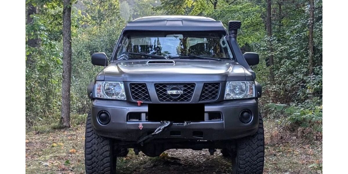 Nissan Patrol 171.515 km 15.000 &euro; Markdorf 88677