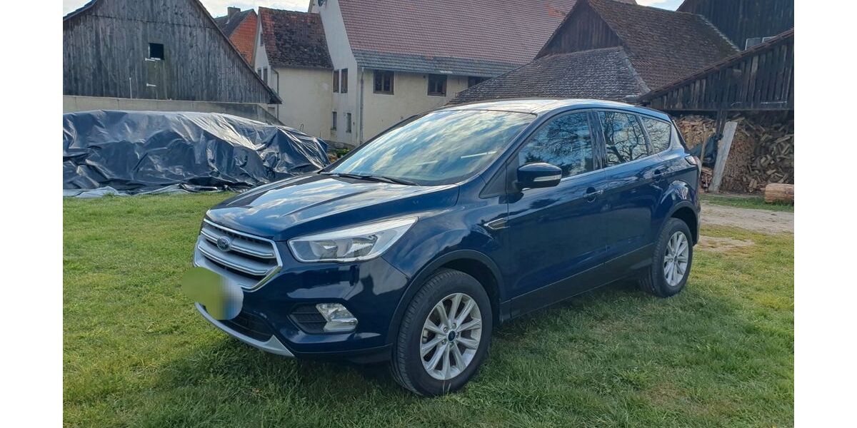Ford Kuga 129.601 km 8.999 &euro; Überlingen-Bambergen 88662