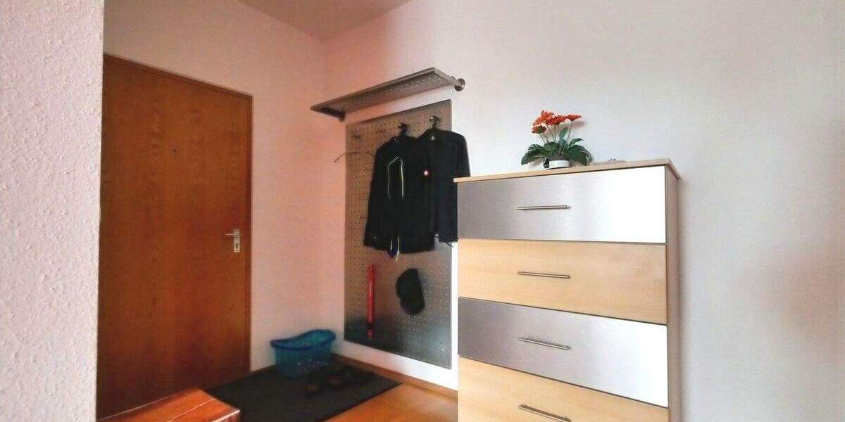 Etagenwohnung Ravensburg Weststadt - 2 Zimmer, 71 m&sup2;, 275.000&euro; | Angebot:25701129