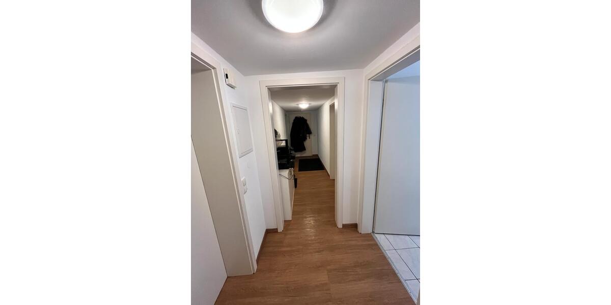 Etagenwohnung Konstanz Allmannsdorf - 16 Zimmer, 72 m&sup2;, 400&euro; | Angebot:25900849
