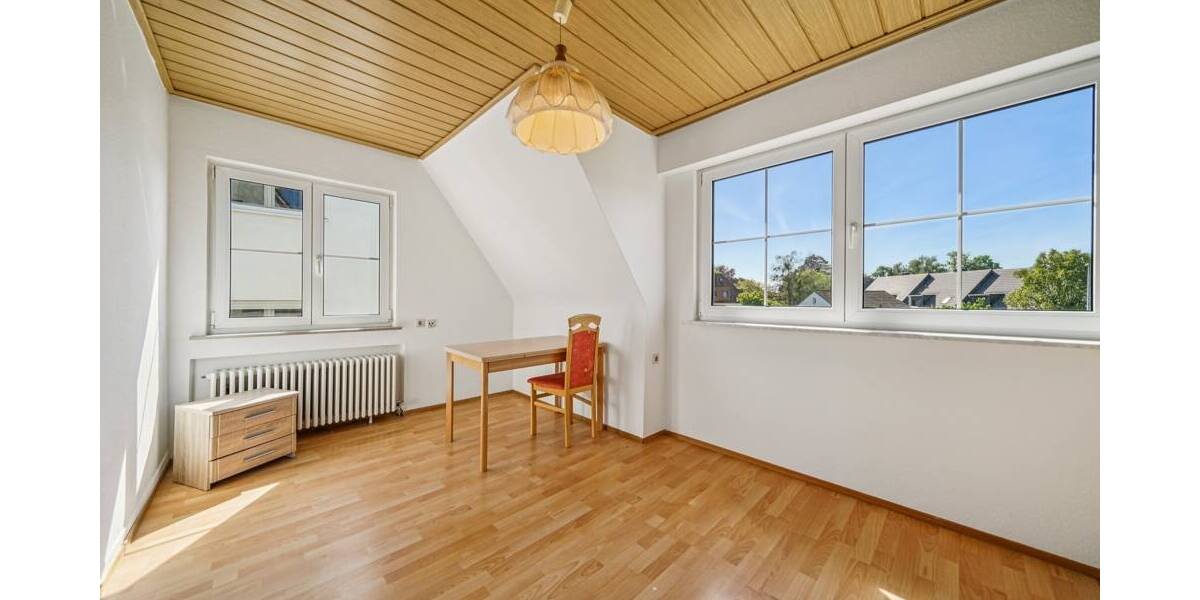 Mehrfamilienhaus, Wohnhaus Friedrichshafen / Fischbach Bodensee Fischbach - 9 Zimmer, 208 m&sup2;, 845.000&euro; | Angebot:26740654