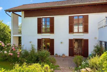 Haus Meersburg Haldenhof - 9 Zimmer, 350 m&sup2;, 989.000&euro; | Angebot:26016476