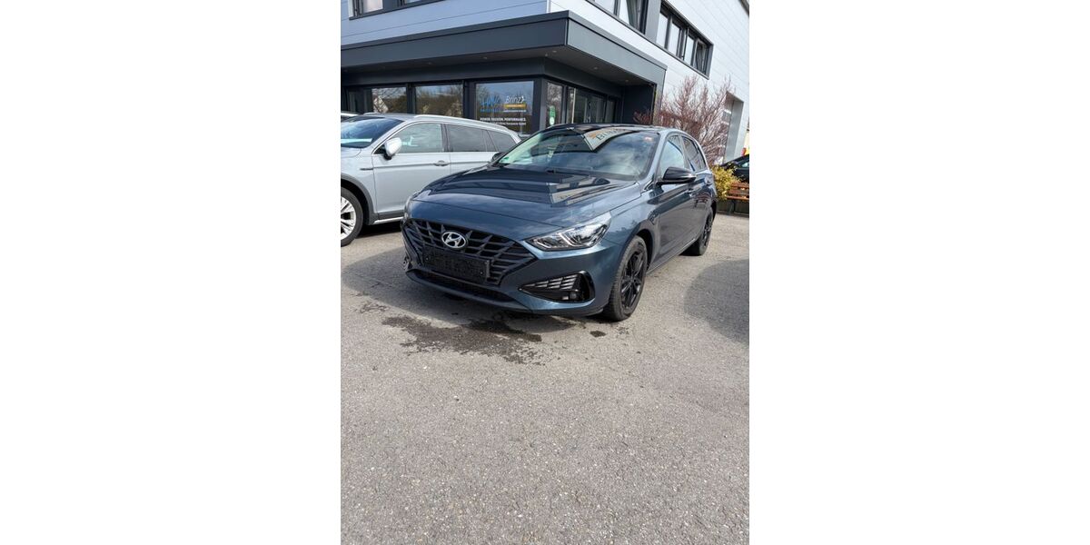 Hyundai i30 45.500 km 16.900 &euro; Immenstaad 88090
