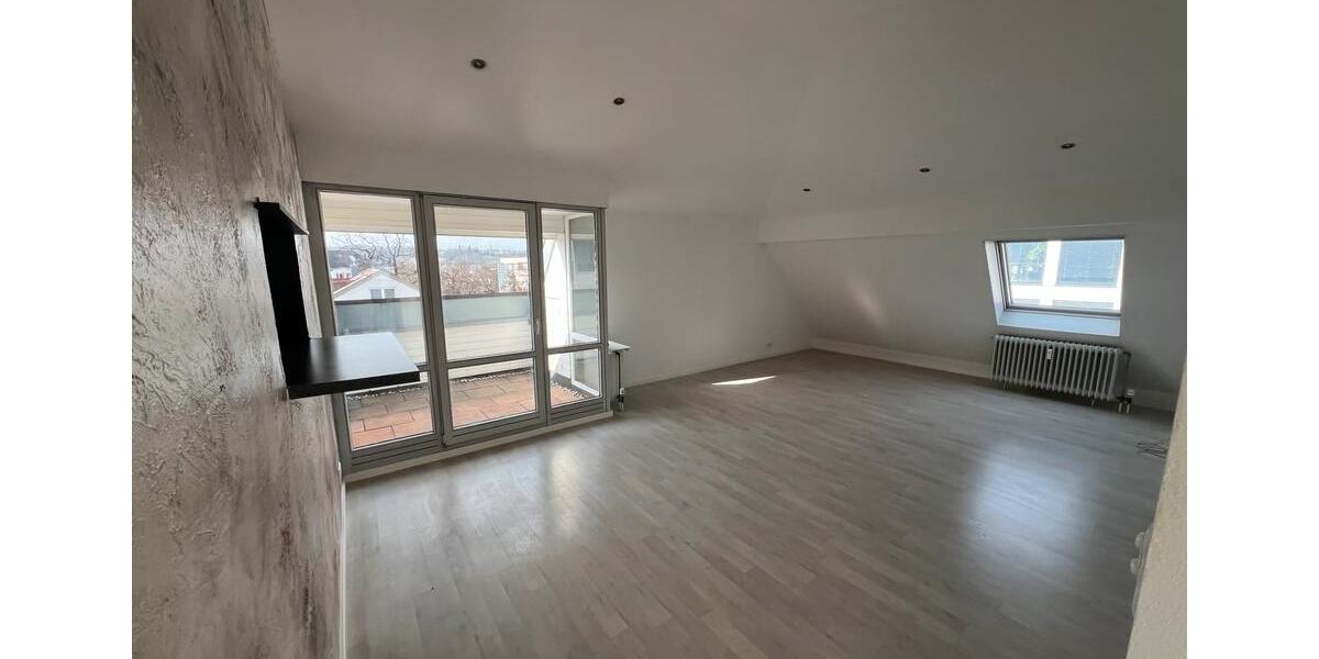Dachgeschoßwohnung Ravensburg Eschach - 3.5 Zimmer, 102 m&sup2;, 419.000&euro; | Angebot:26391820