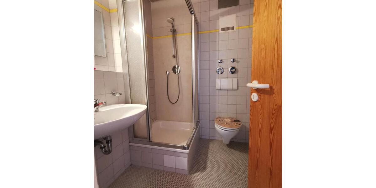 Dachgeschoßwohnung Konstanz Konstanz-Fürstenberg - 1 Zimmer, 30 m&sup2;, 190.000&euro; | Angebot:26879609