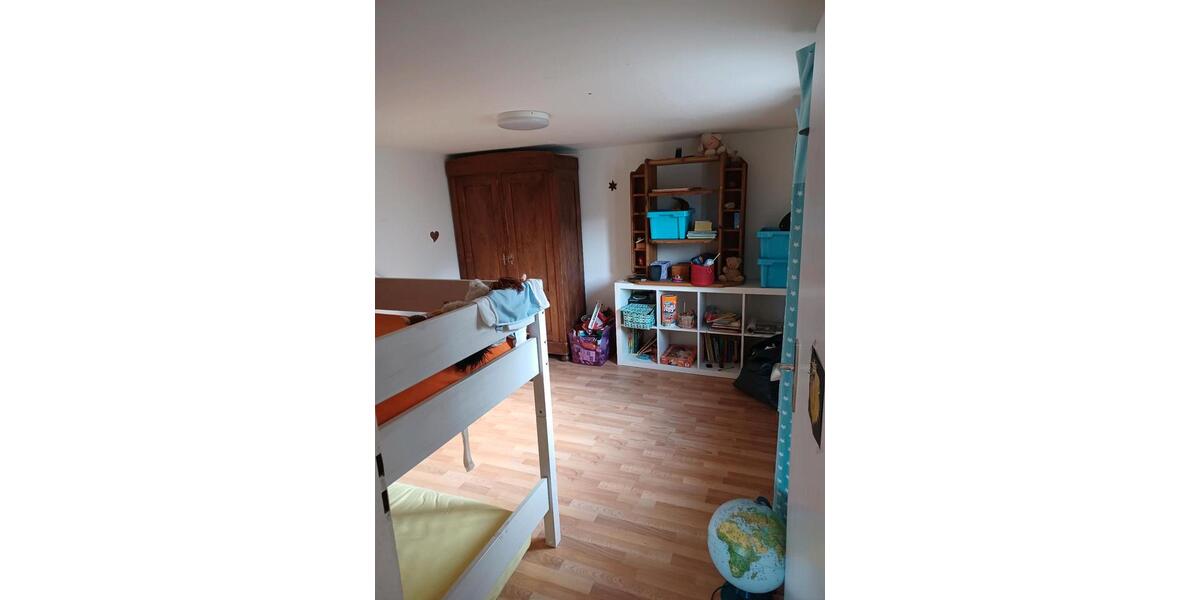 Bauernhaus, Landhaus Wilhelmsdorf - 7 Zimmer, 130 m&sup2;, 2.100&euro; | Angebot:25845678