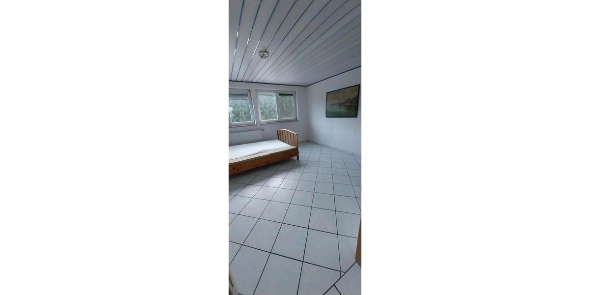 Dachgeschoßwohnung Eriskirch - 3 Zimmer, 66 m&sup2;, 1.100&euro; | Angebot:25446980