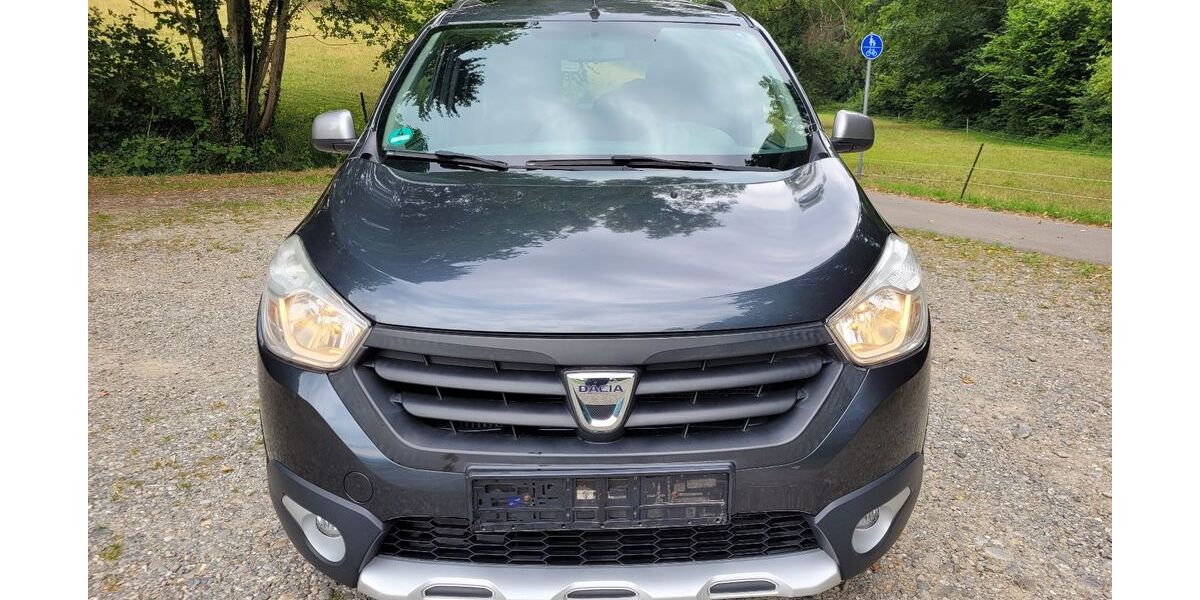 Dacia Lodgy 135.000 km 5.900 &euro; Kressbronn 88079