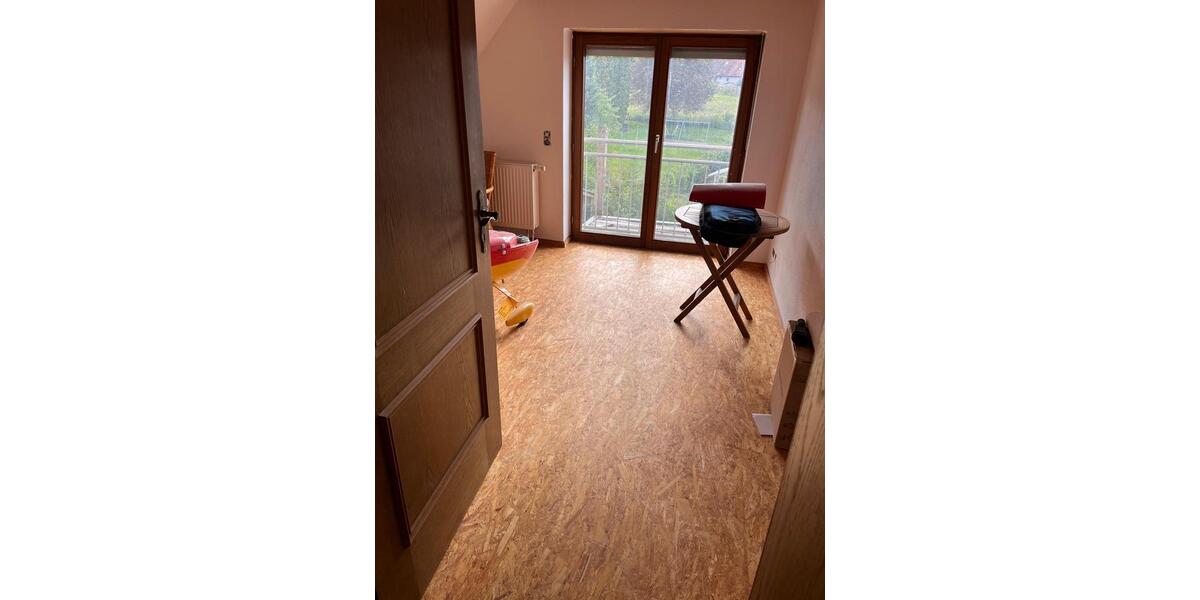 Doppelhaushälfte Wilhelmsdorf - 5 Zimmer, 130 m&sup2;, 350.000&euro; | Angebot:26045373