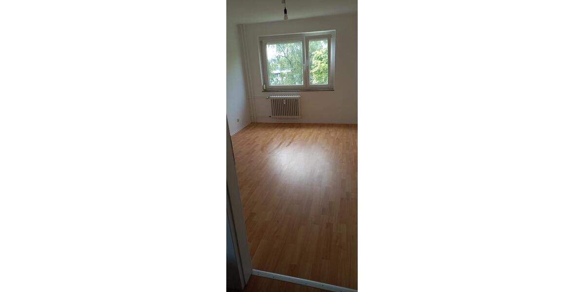 Etagenwohnung Friedrichshafen Ailingen - 4.5 Zimmer, 114 m&sup2;, 1.990&euro; | Angebot:26639110
