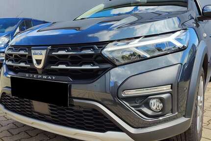 Dacia Sandero 17.000 km 13.990 &euro; Tettnang 88069
