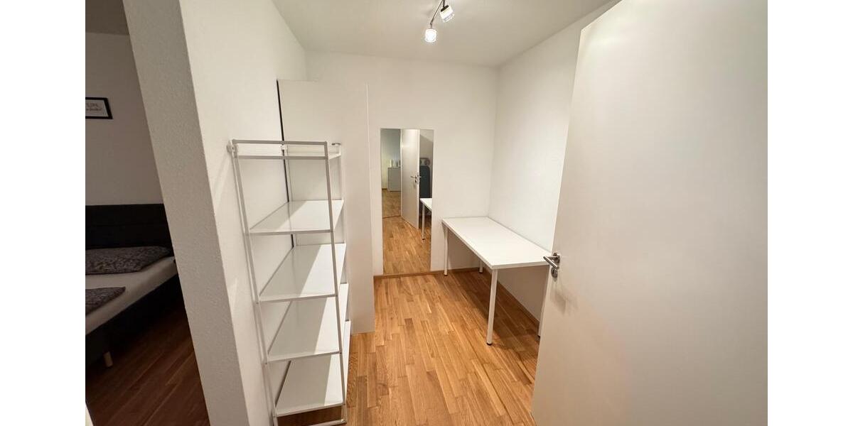 Etagenwohnung Friedrichshafen - 2.5 Zimmer, 72 m&sup2;, 1.629&euro; | Angebot:25920937
