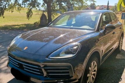 Porsche Cayenne 15.000 km 55.000 &euro; Weingarten 88250
