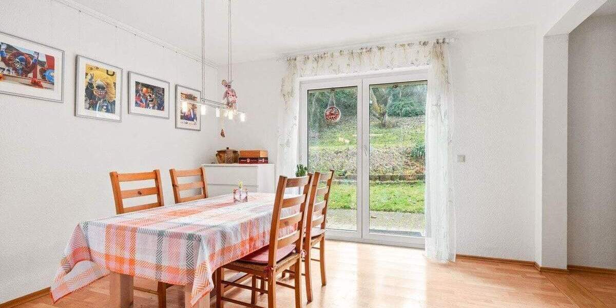 Mehrfamilienhaus, Wohnhaus Meersburg - 6 Zimmer, 162 m&sup2;, 985.000&euro; | Angebot:25675617