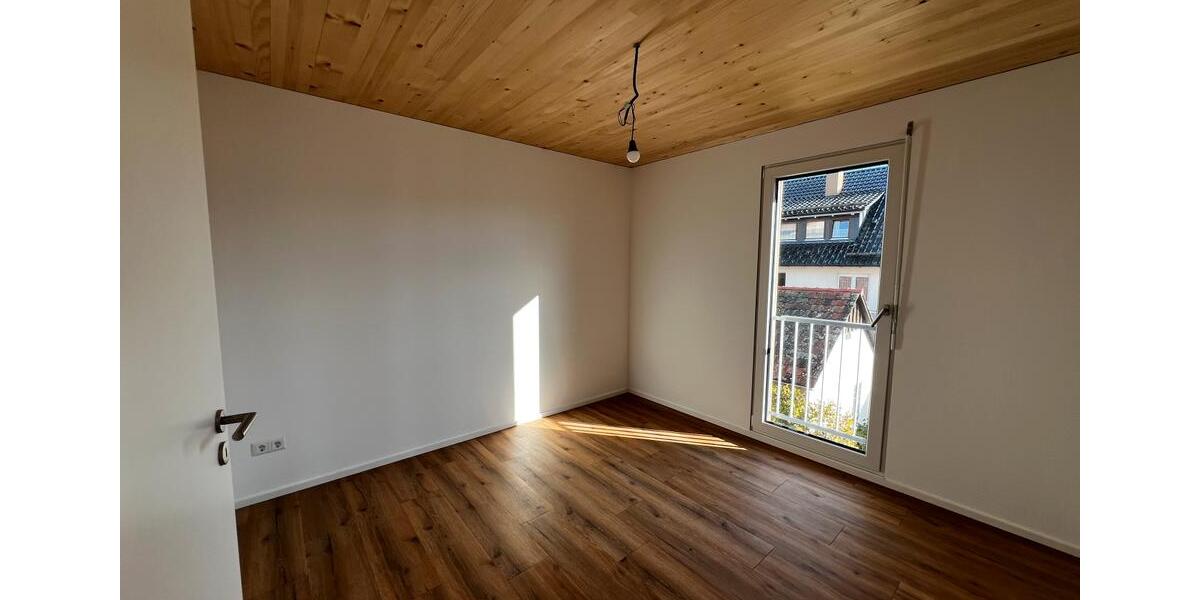 Etagenwohnung Heiligenberg - 3 Zimmer, 84 m&sup2;, 752&euro; | Angebot:25251382