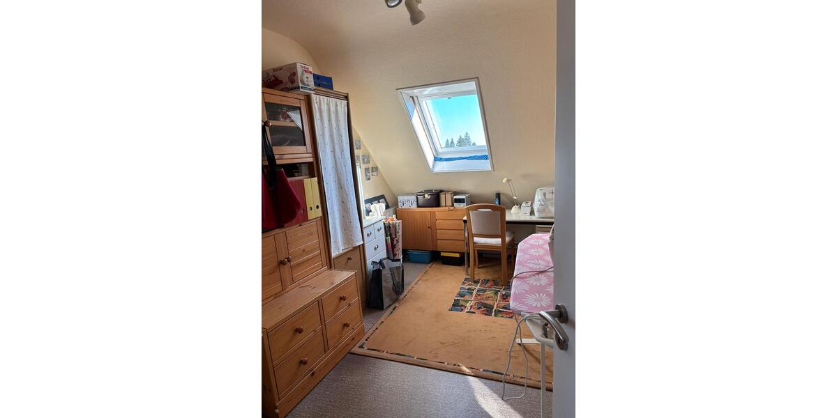 Dachgeschoßwohnung Waldburg - 4 Zimmer, 80 m&sup2;, 1.050&euro; | Angebot:25987912