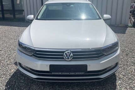 VW Passat Variant 62.260 km 25.999 &euro; Konstanz 78462