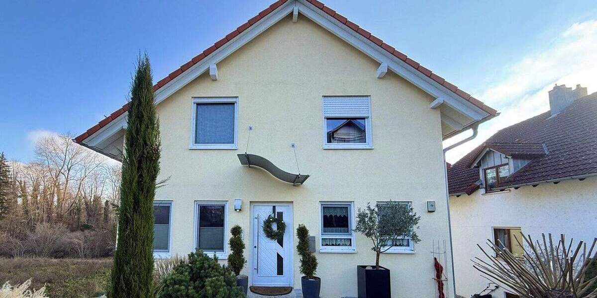 Mehrfamilienhaus, Wohnhaus Uhldingen-Mühlhofen Oberuhldingen - 7 Zimmer, 207 m&sup2;, 880.000&euro; | Angebot:25732882