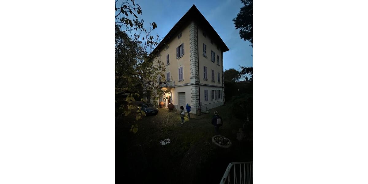 Einfamilienhaus Tettnang - 9 Zimmer, 318 m&sup2;, 900.000&euro; | Angebot:19497430