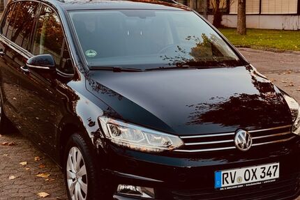 VW Touran 56.000 km 19.750 &euro; Weingarten 88250