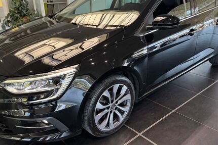 Renault Megane 98.900 km 15.700 &euro; Weingarten 88250