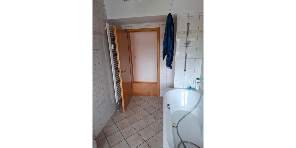 Dachgeschoßwohnung Ravensburg Galgenhalde - 2.5 Zimmer, 67 m&sup2;, 750&euro; | Angebot:25982350