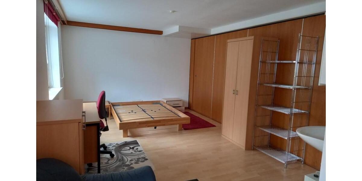 Erdgeschoßwohnung Baienfurt - 16 Zimmer, 135 m&sup2;, 250&euro; | Angebot:25942970