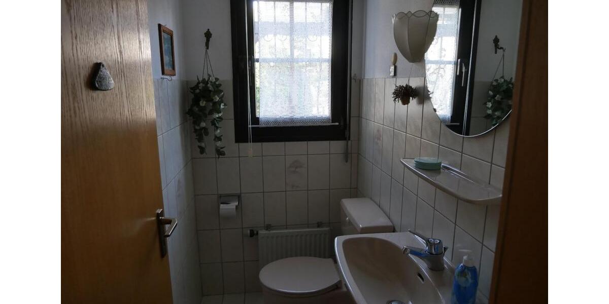 Einfamilienhaus Konstanz Konstanz-Fürstenberg - 7 Zimmer, 161 m&sup2;, 1.700&euro; | Angebot:26491024