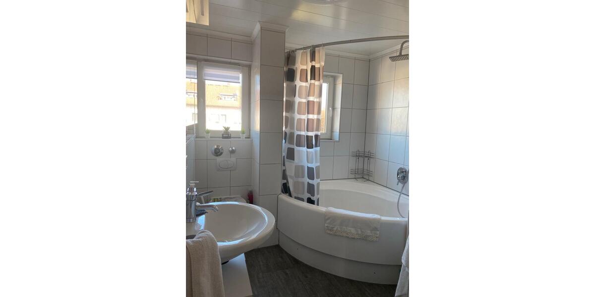 Etagenwohnung Friedrichshafen Allmannsweiler - 3 Zimmer, 78 m&sup2;, 1.120&euro; | Angebot:25977726