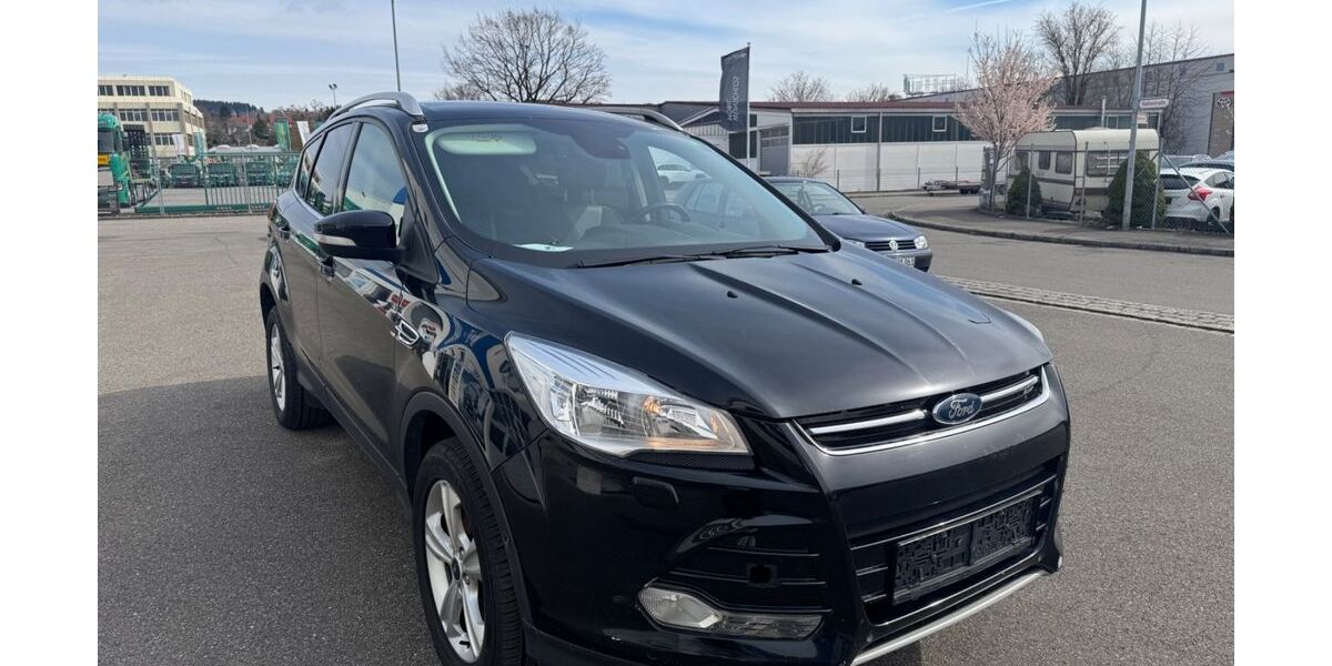 Ford Kuga 203.589 km 7.250 &euro; weingarten 88250